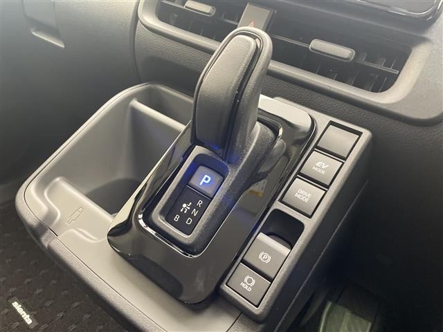 Toyota SIENTA 2026 7945836-7