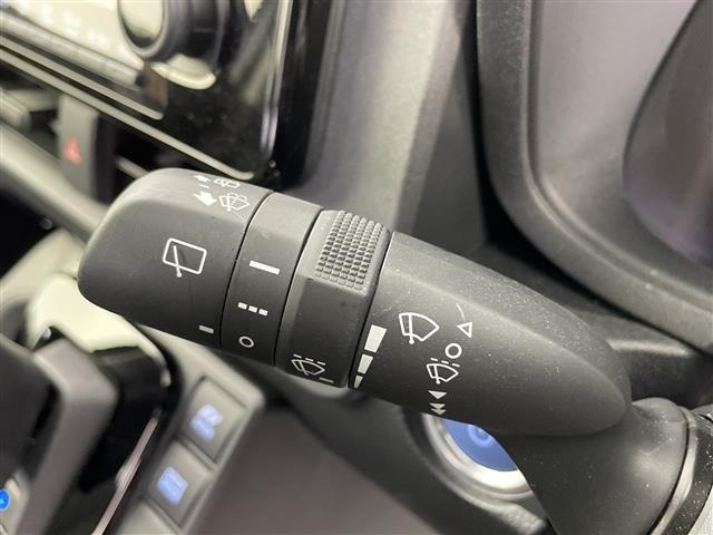 Toyota SIENTA 2024 7945858-8