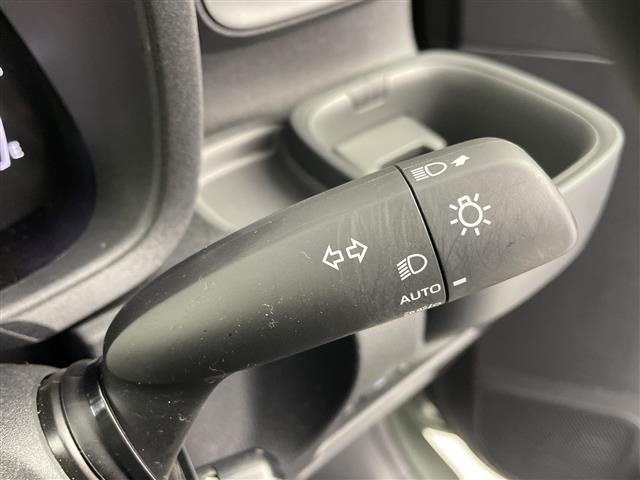 Toyota SIENTA 2024 7945858-9