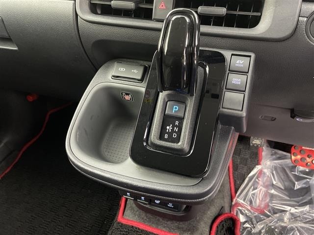 Toyota SIENTA 2024 7945862-3