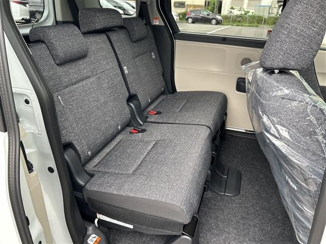 Toyota SIENTA 2026 7945869-6