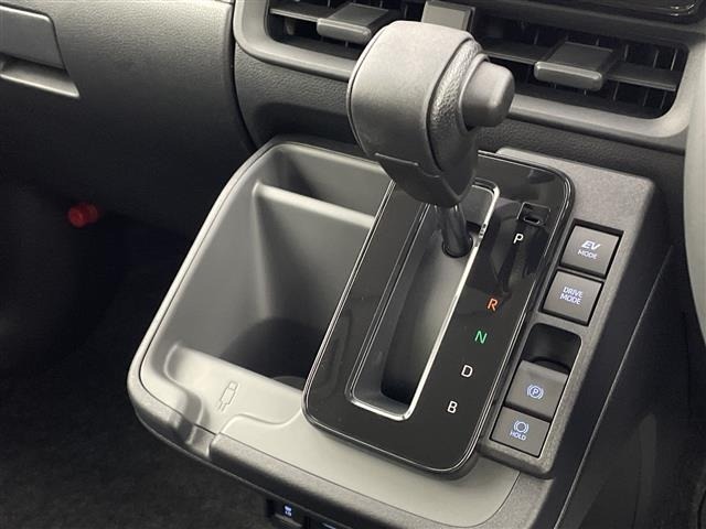 Toyota SIENTA 2026 7945887-11