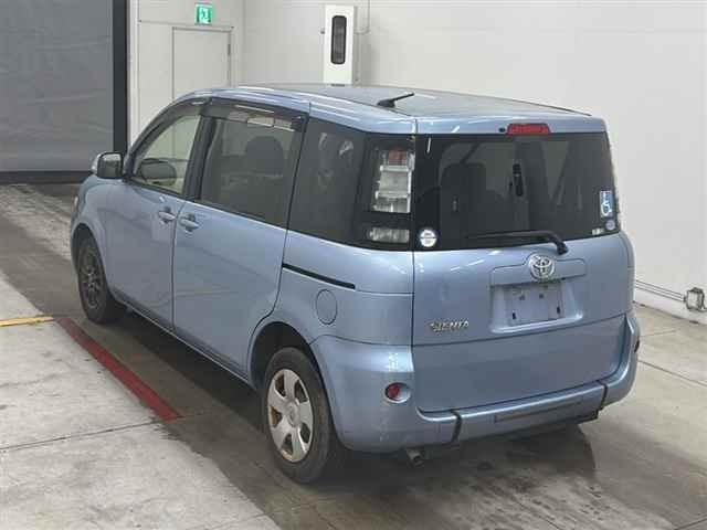 Toyota SIENTA 2012 7945952-1