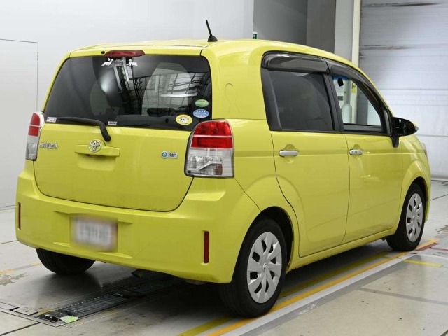 Toyota SPADE 2013 7949162-1