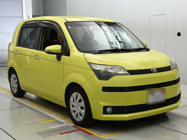 Toyota SPADE 2013 7949162-5