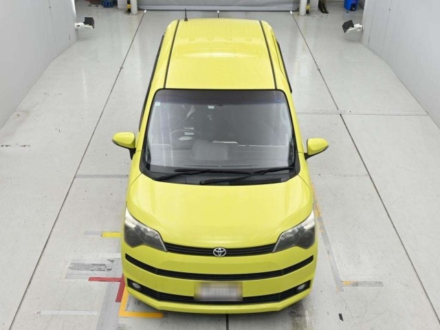 Toyota SPADE 2013 7949162-7