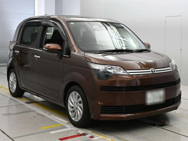 Toyota SPADE 2019 7949164-5