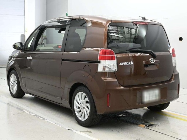 Toyota SPADE 2019 7949164-6