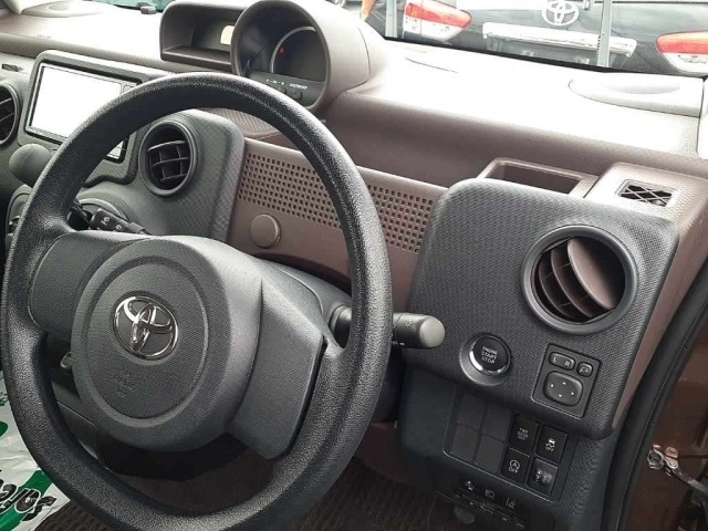 Toyota SPADE 2019 7949164-9