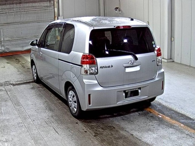 Toyota SPADE 2013 7949167-1