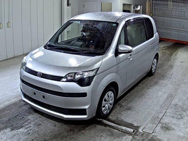 Toyota SPADE 2013 7949167-4