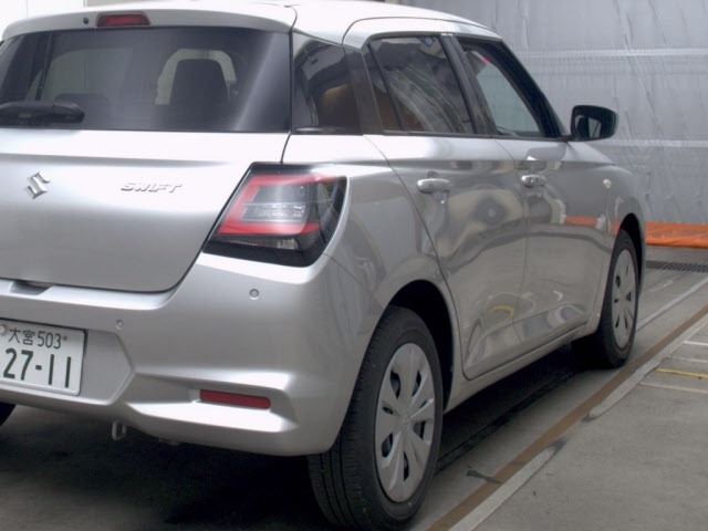 Suzuki SWIFT 2024 7965711-5