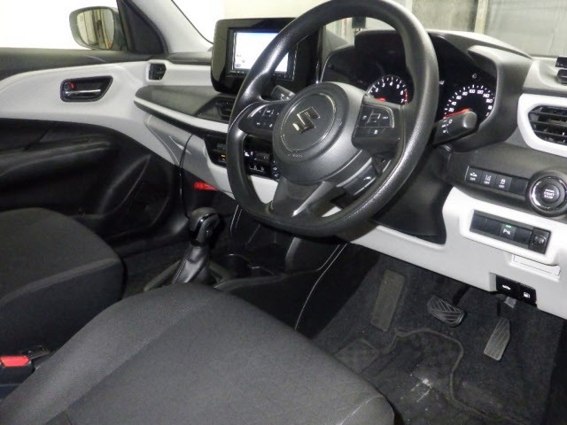 Suzuki SWIFT 2024 7965730-3