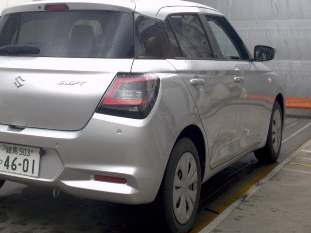 Suzuki SWIFT 2024 7965731-5