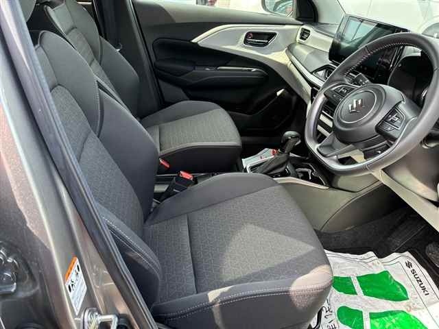 Suzuki SWIFT 2024 7965859-7