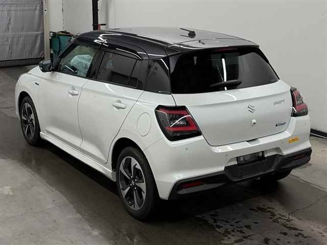 Suzuki SWIFT 2024 7965860-1