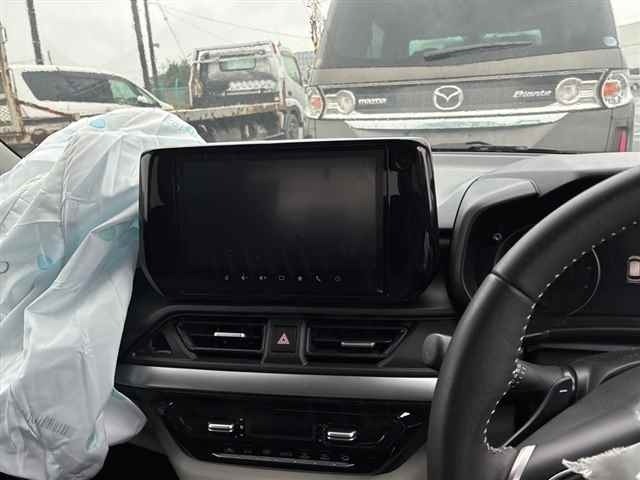 Suzuki SWIFT 2024 7965860-6