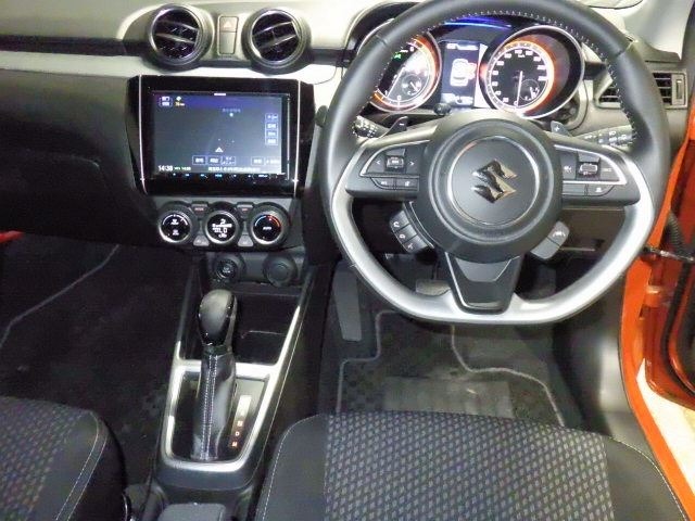 Suzuki SWIFT 2023 7965862-4