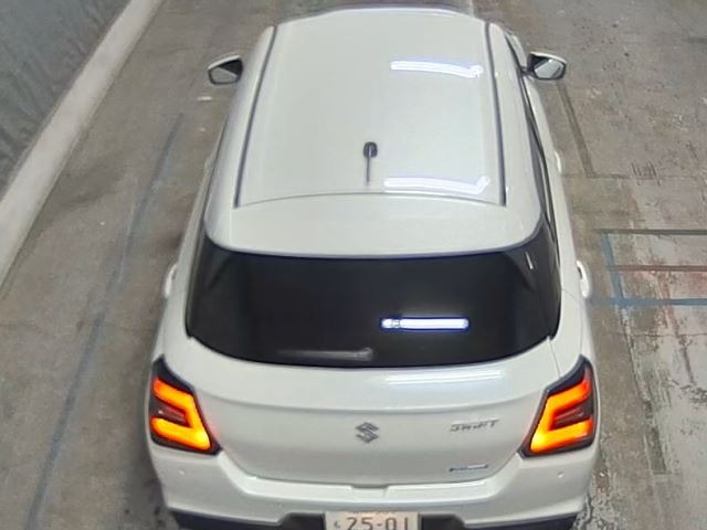 Suzuki SWIFT 2023 7965863-6