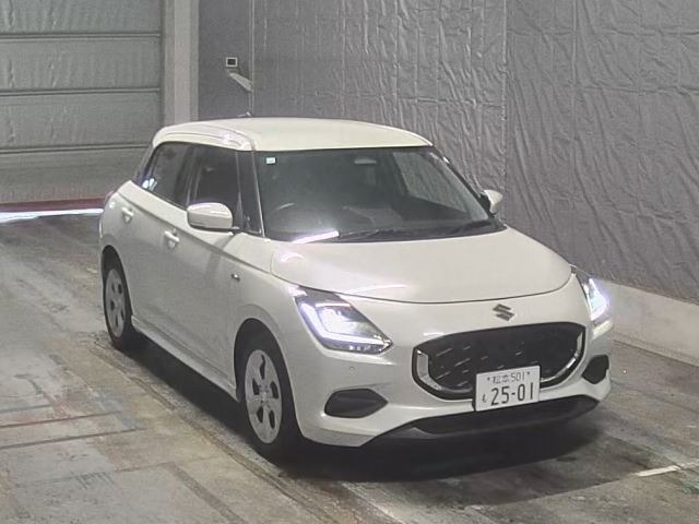 Suzuki SWIFT 2023 7965863-7