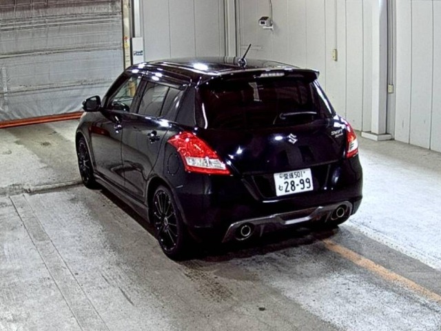 Suzuki SWIFT 2012 7965870-1
