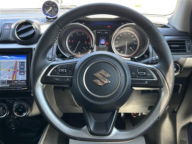 Suzuki SWIFT 2018 7966072-24