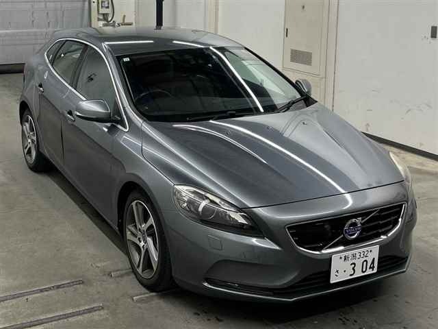Volvo V40 2015 7965098-0