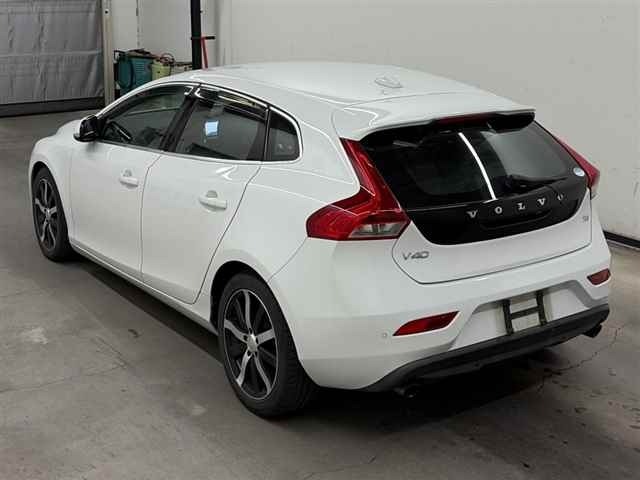 Volvo V40 2013 7965124-1