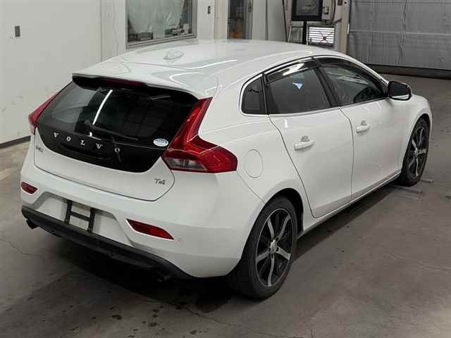 Volvo V40 2013 7965124-5
