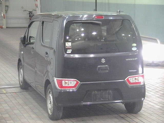 Suzuki WAGON R 2017 7956063-1