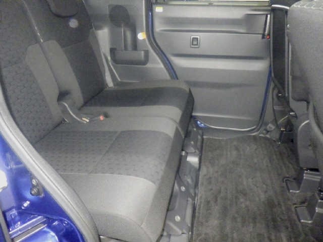 Daihatsu WAKE 2017 7959739-8