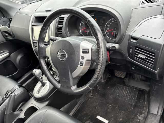 Nissan X-TRAIL 2013 7946832-3