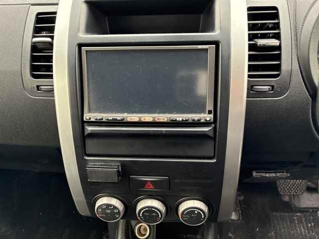 Nissan X-TRAIL 2013 7946832-6