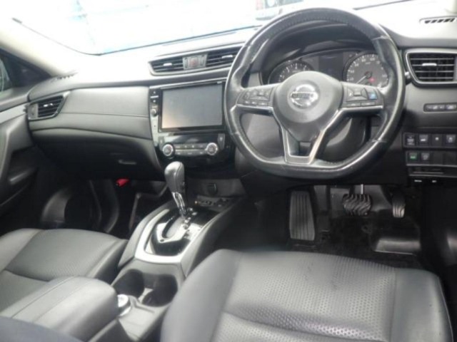 Nissan X-TRAIL 2018 7946894-3