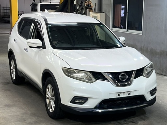 Nissan X-TRAIL 2015 7946930-4