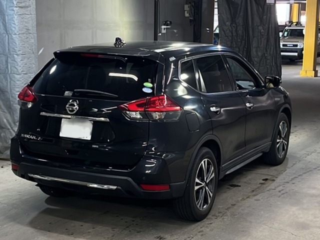 Nissan X-TRAIL 2017 7946942-5