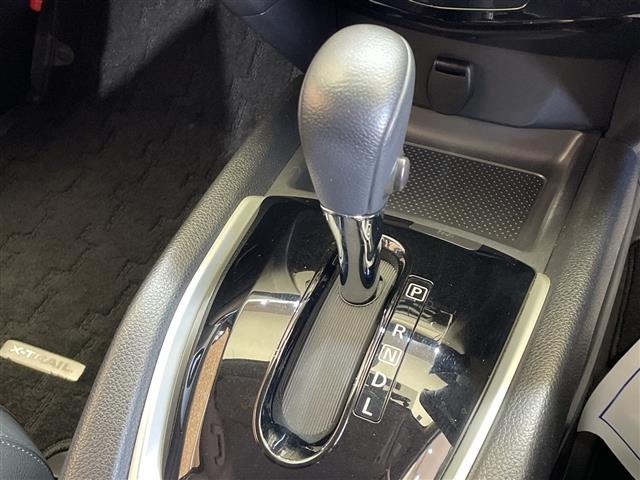 Nissan X-TRAIL 2017 7948284-10