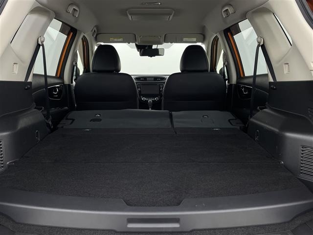 Nissan X-TRAIL 2017 7948339-5