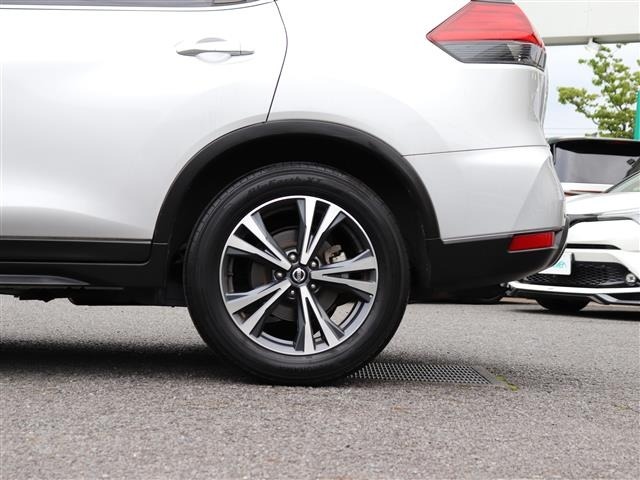 Nissan X-TRAIL 2018 7948387-11