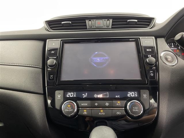 Nissan X-TRAIL 2018 7948398-11