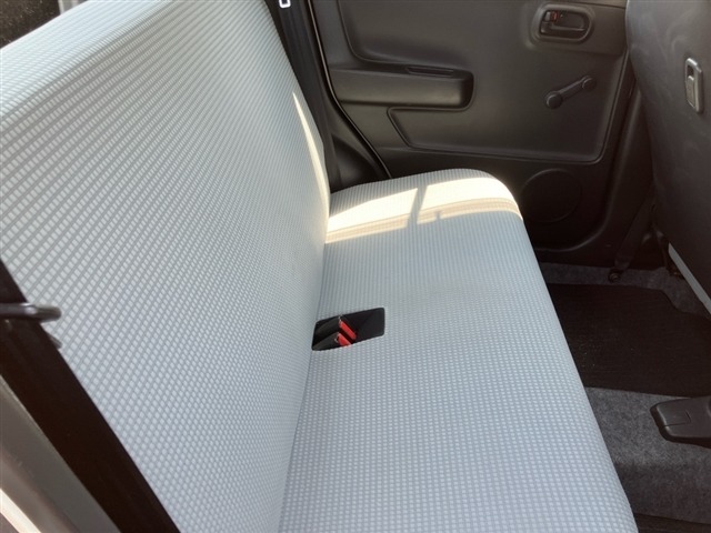 Suzuki ALTO 2015 7983211-6