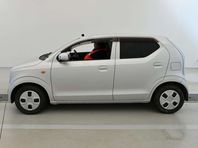 Suzuki ALTO 2015 7983284-4