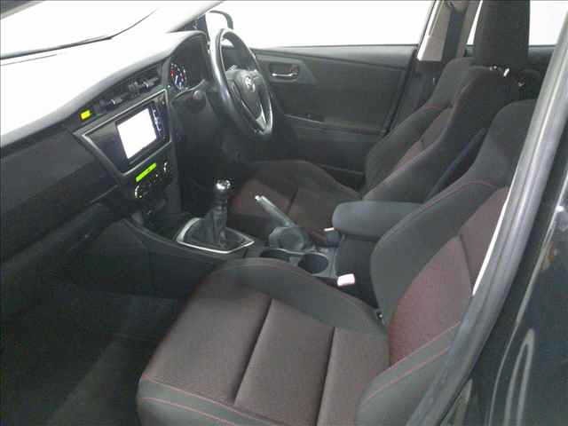 Toyota AURIS 2013 7973239-3
