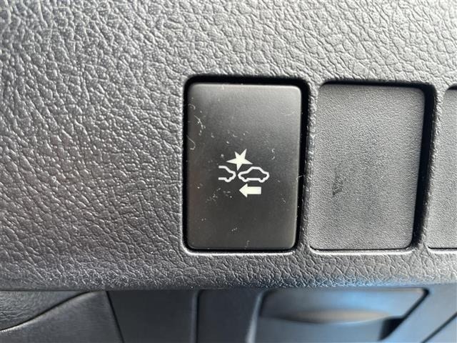 Toyota AURIS 2015 7973271-3