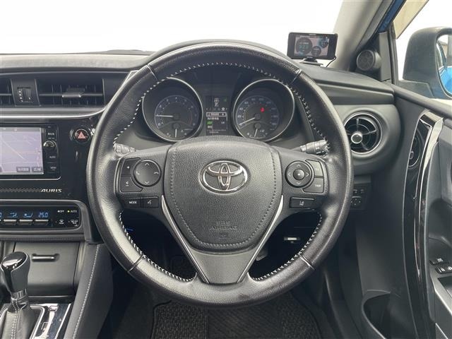 Toyota AURIS 2015 7973271-7