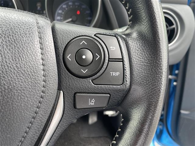 Toyota AURIS 2015 7973271-9