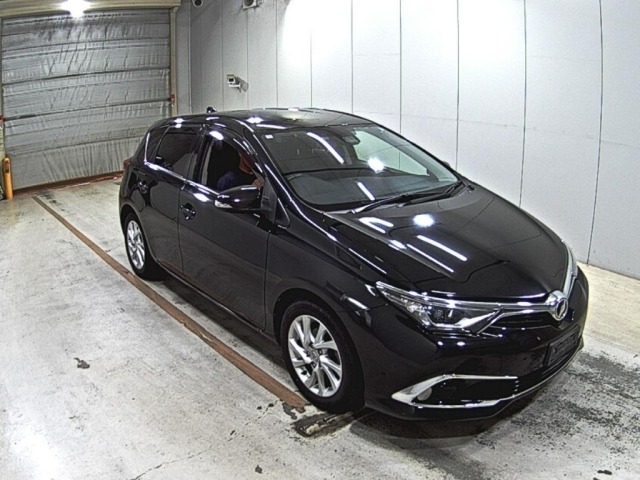 Toyota AURIS 2015 7973287-0