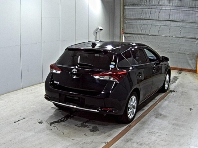 Toyota AURIS 2015 7973287-5