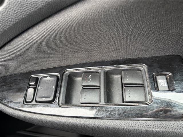 Mazda BIANTE 2015 7976947-6