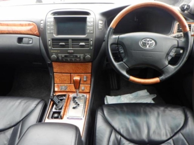 Toyota CELSIOR 2003 7967085-3
